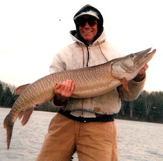Hayward Wisconsin Muskie Fishing Guide Service