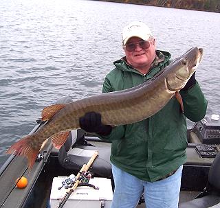 muskie_fishing_guide_hayward_wisconsin_3